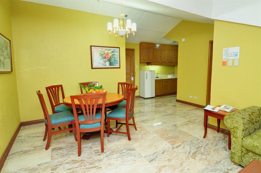 Sunrise Holiday Mansion Tagaytay City Eksteriør bilde