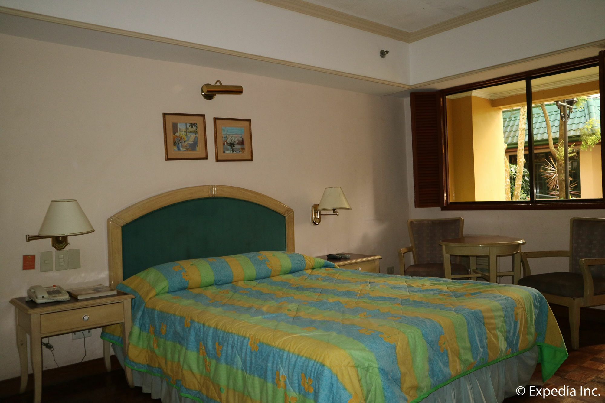 Sunrise Holiday Mansion Tagaytay City Eksteriør bilde